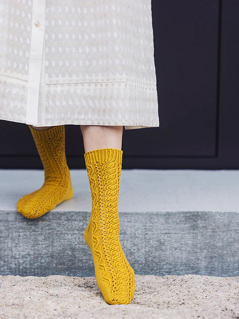 Sock Knitting Club by Amirisu Kurumi