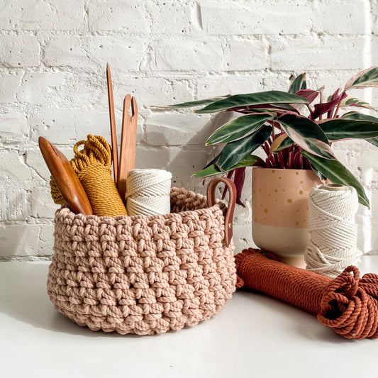 Chelsea Rope Basket Blush