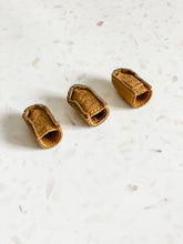 Load image into Gallery viewer, Leather Thimble