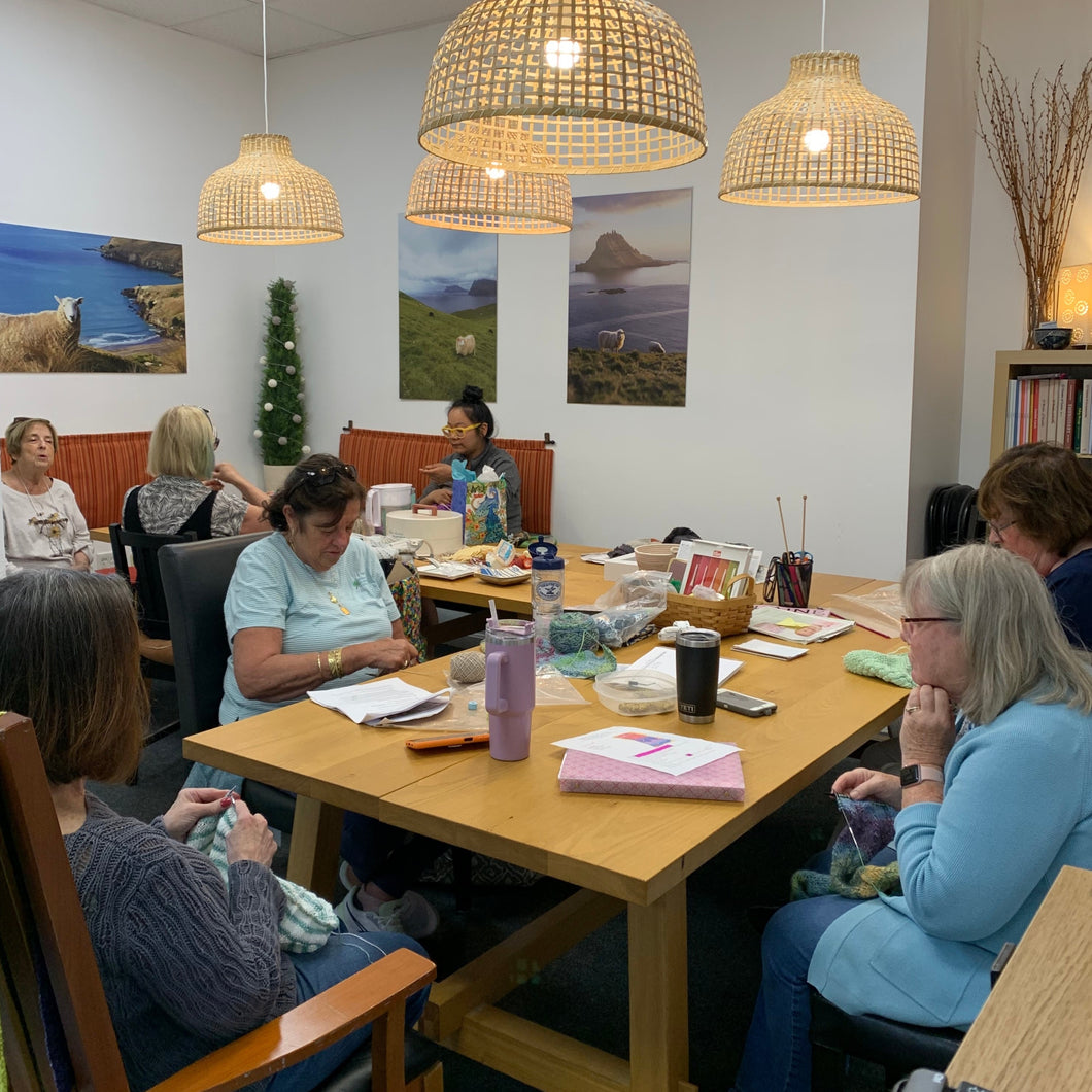 Drop in Knit & Crochet Clinic