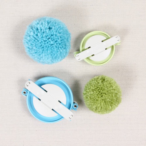 Clover Pom-Pom Maker Large 2pc