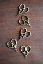 Load image into Gallery viewer, Mini Embroidery Scissors Antique Gold
