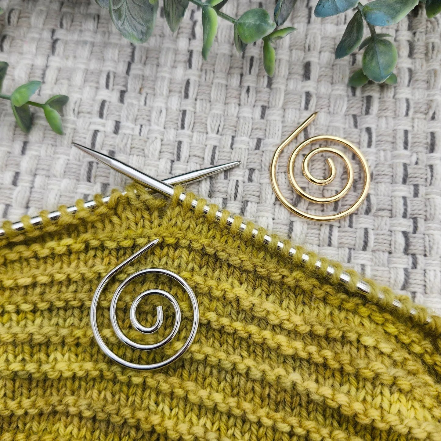 Curly Cable Needles