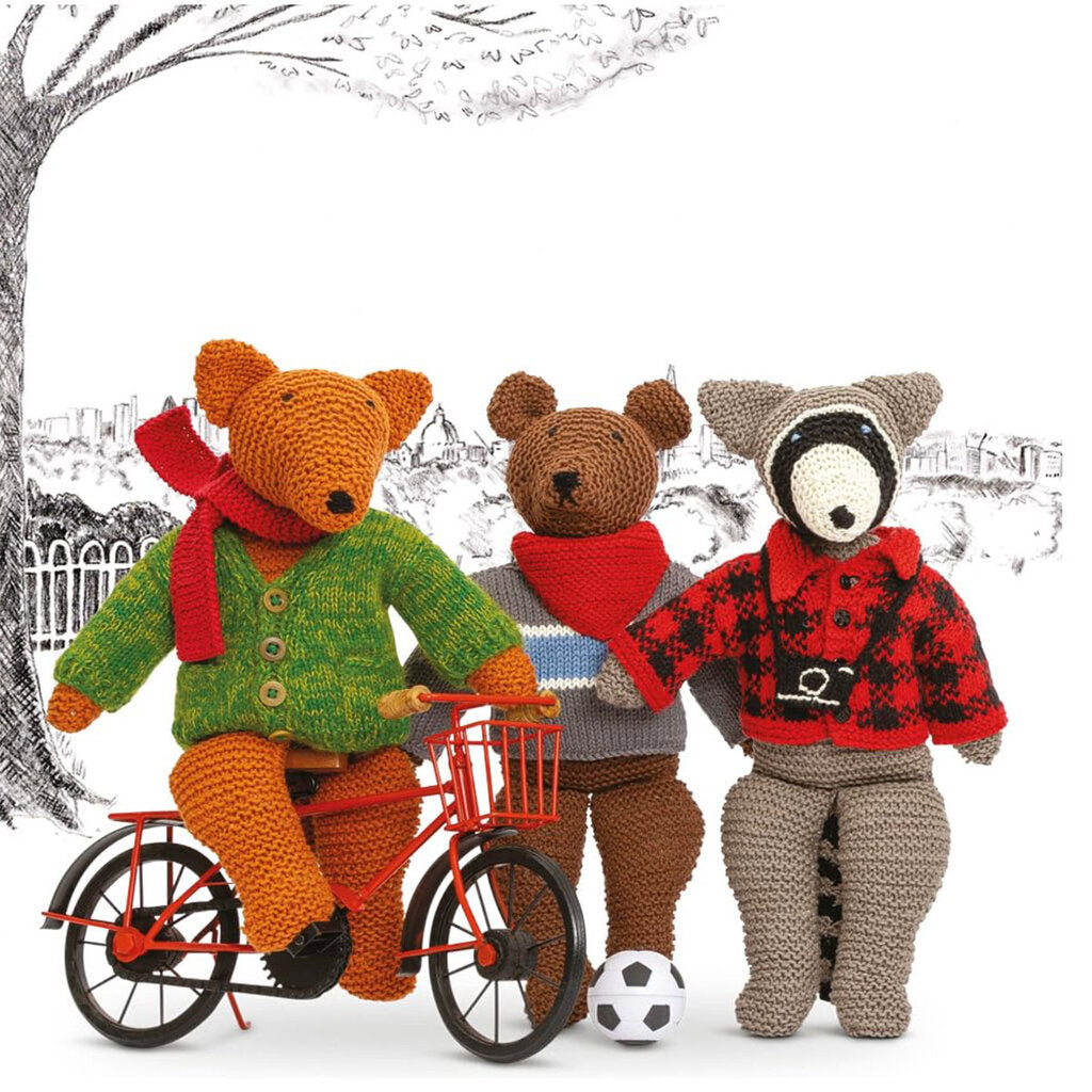 Knit Foxy & Friends: A collection of beginner-friendly knitting patterns by Daniella Taylor and Venice Shone