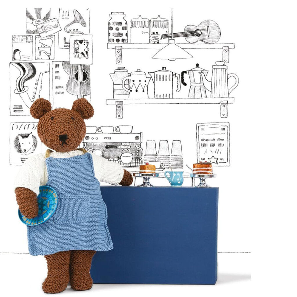 Knit Foxy & Friends: A collection of beginner-friendly knitting patterns by Daniella Taylor and Venice Shone