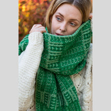 Load image into Gallery viewer, 52 Weeks of Chunky Knits by Laine