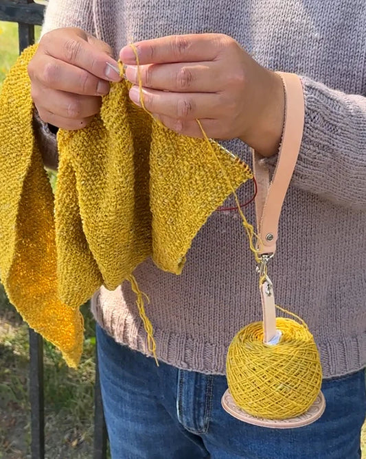 Artifact Wristlet Portable Yarn Spinner Cat Mischief